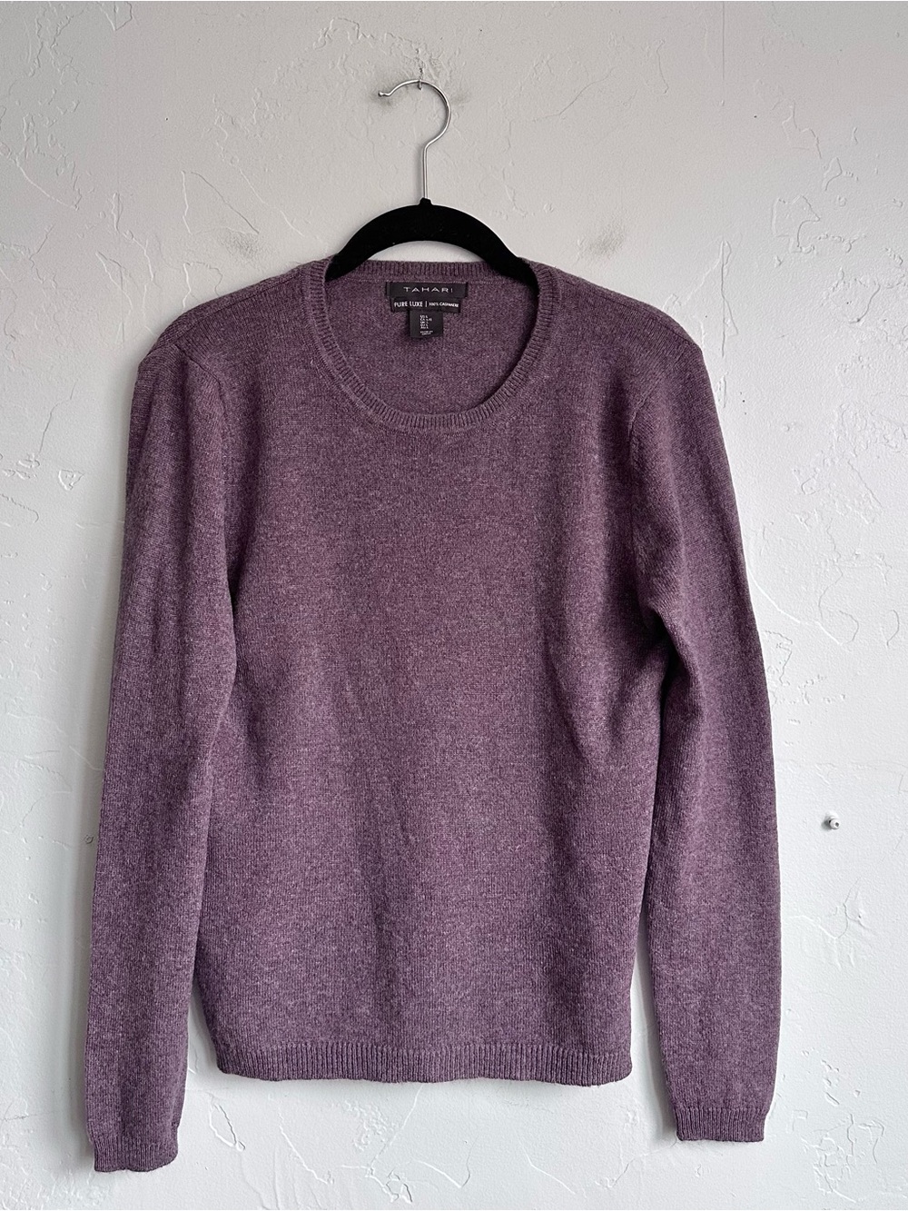 Tahari Women’s Pure Luxe 100% Cashmere Sweater Plum Heather Large Fall Preppy